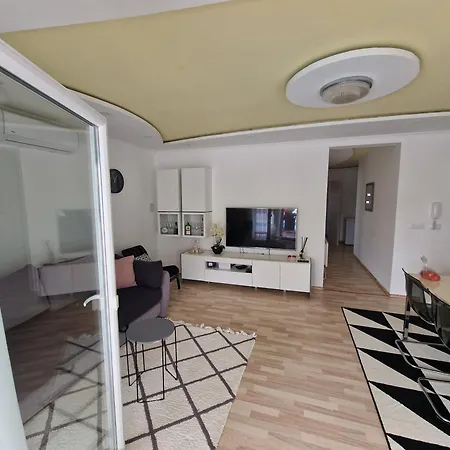 Haus Milly Jacuzzi & Pool * Krnica