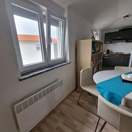 Haus Milly Jacuzzi & Pool Сasa de vacaciones Krnica