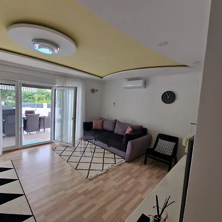 Haus Milly Jacuzzi & Pool Krnica