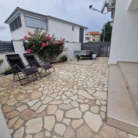 Haus Milly Jacuzzi & Pool *