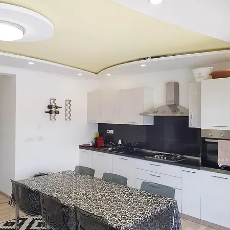 Haus Milly Jacuzzi & Pool Hébergement de vacances *